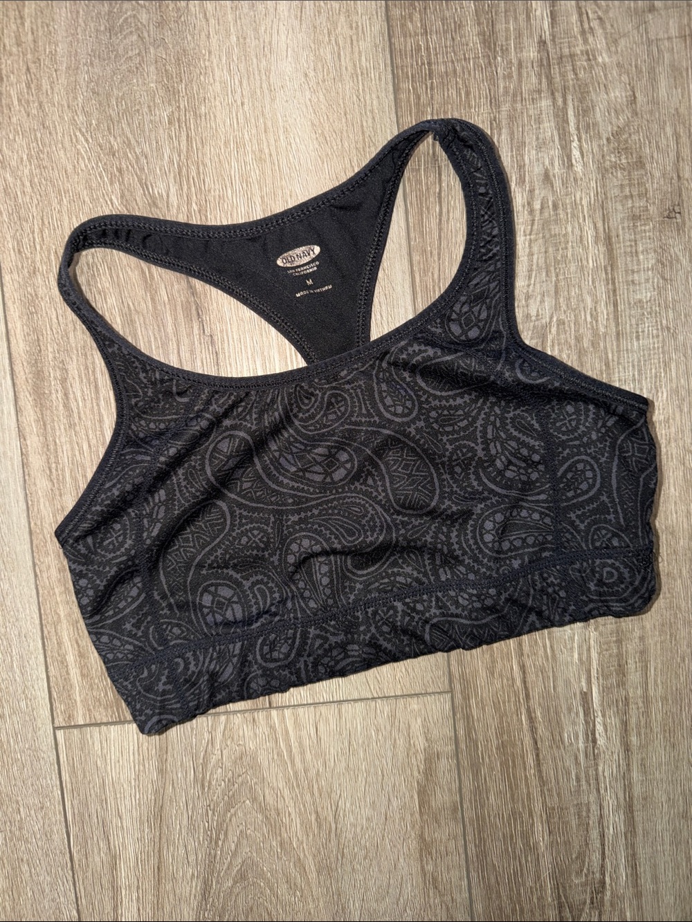 Old Navy Black Paisley-Print Racerback Sports Bra
